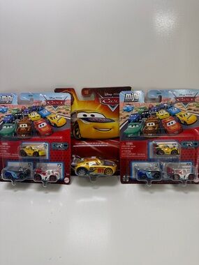 Disney Cars Yellow Die-Cast Mini Racers Pack